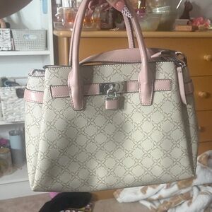 Elegant Cream and Pink Handbag Nine West